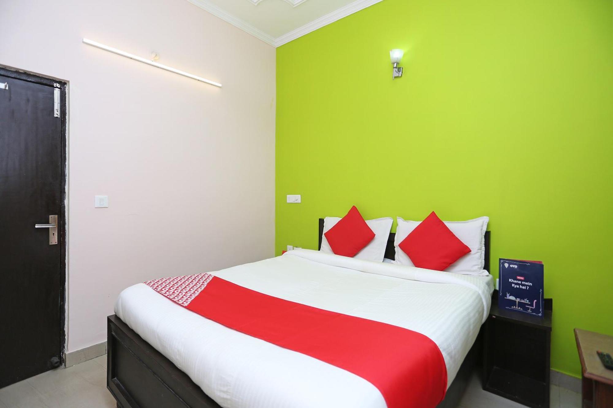 Hotel O Lime Wood เดห์ราดุน ภายนอก รูปภาพ