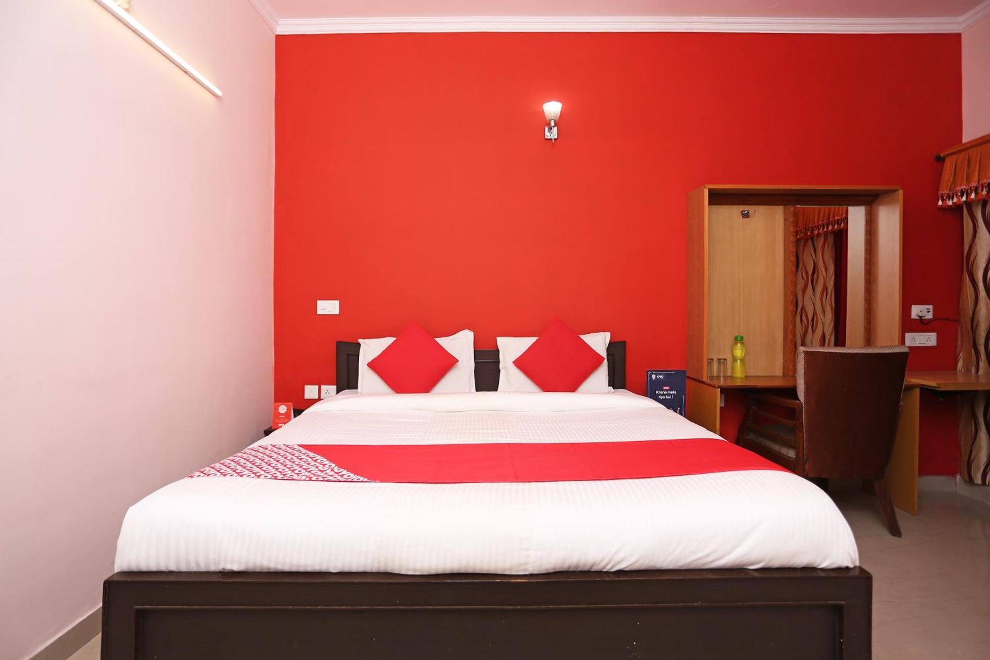 Hotel O Lime Wood เดห์ราดุน ภายนอก รูปภาพ